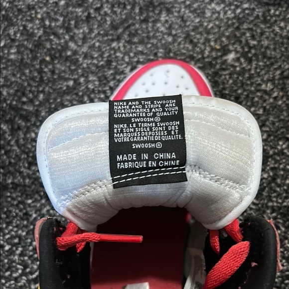 Nike jordan 1 red fusions! - Picture 4 of 4